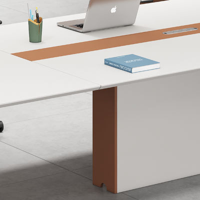 Meubles de bureau modulaires en bois modernes Table 2 4 personnes Cubicle poste de travail Directeur Bureau du personnel