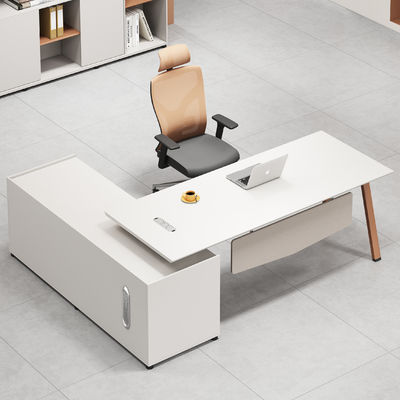 Meubles de bureau commerciaux modernes Table de travail de l'ordinateur Bureau de bureau exécutif Directeur Bureau du patron