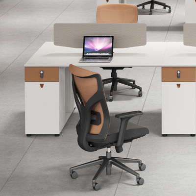En bois 2 4 6 sièges Cubicles Bureau Station de travail Meubles de bureau Modulaire Bureau Bureau Station de travail