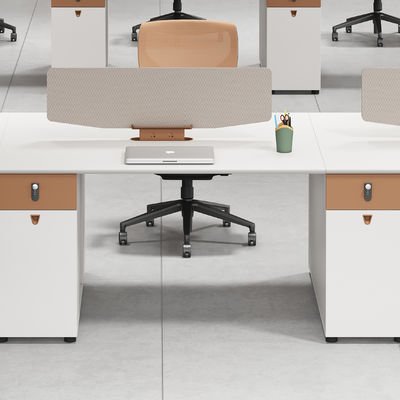 En bois 2 4 6 sièges Cubicles Bureau Station de travail Meubles de bureau Modulaire Bureau Bureau Station de travail