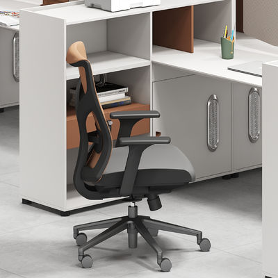 Meubles de bureau modernes 2 4 6 Personnes Parties de bureau Table Cubicle Bureau de poste de travail Bureau avec grand placard