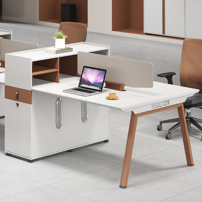 Moderne 2 4 6 Personnes Bureau Bureau Cubicle Bureau Bureau Bureau de travail Table ouverte Mobilier de bureau modulaire Bureau de travail Bureau