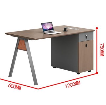 Vente à chaud De bureau Station de travail Meubles de bureau en gros Design classique Table de bureau en bois