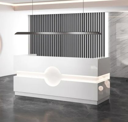 Bureau de réception LED de style moderne de luxe, mobilier de réception de bureau sur mesure, bureau de réception pour plusieurs personnes